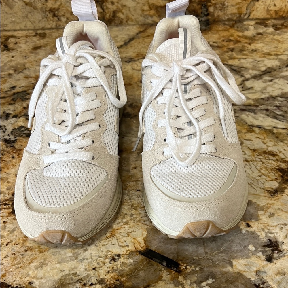 Veja Women's White and Tan Sneakers